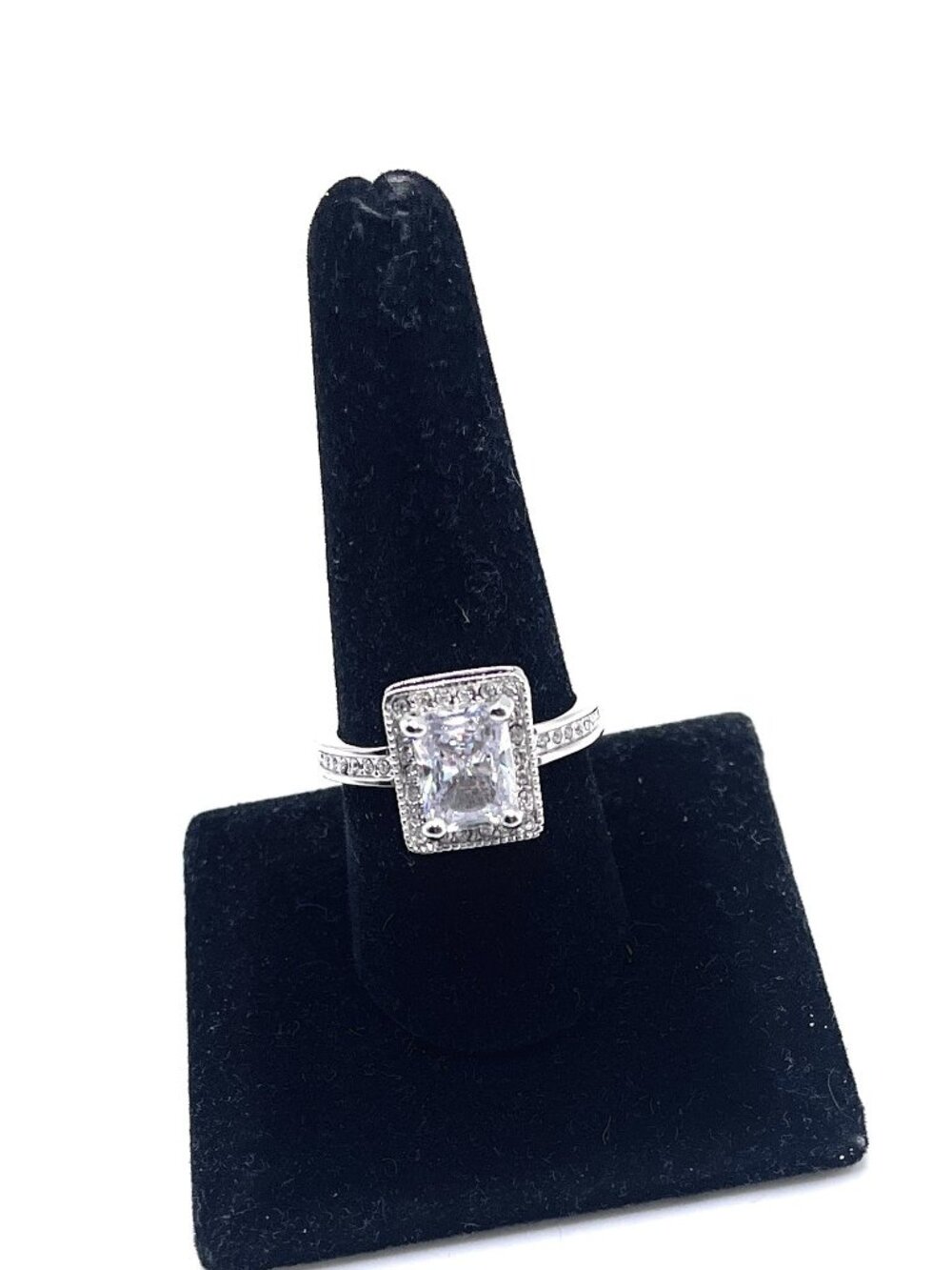 Smitten Premier Designs Ring 10 (8220)